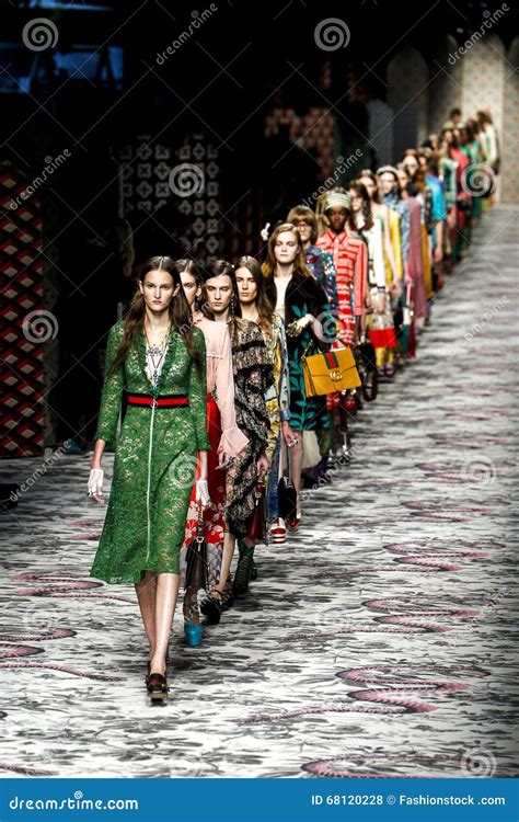 gucci walk|gucci new show.